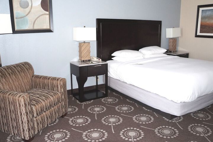 Room 16 of 36