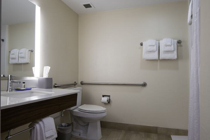 Holiday Inn Express N.Myrtle Beach- Little River by IHG