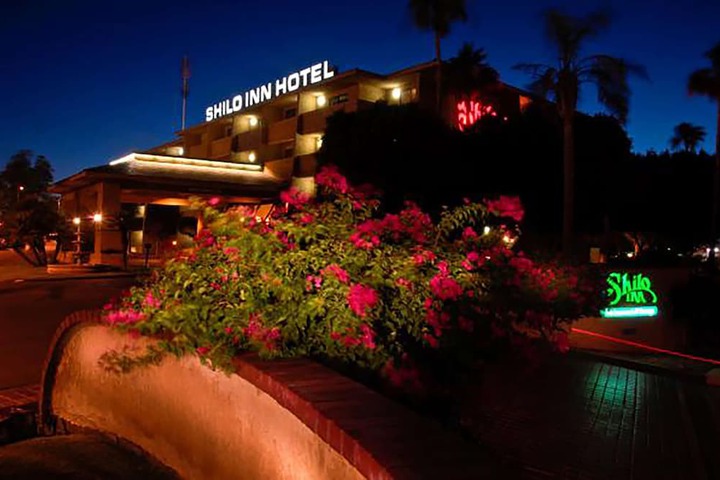 Hotel 2 of 27