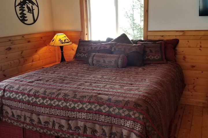 Room 27 of 90
