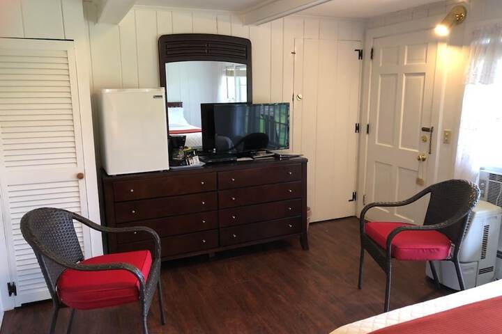 Room 9 of 45