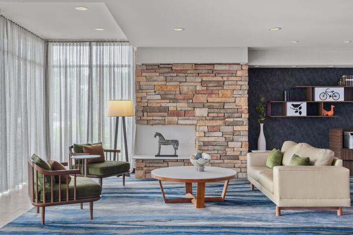 Fairfield Inn & Suites by Marriott Alexandria