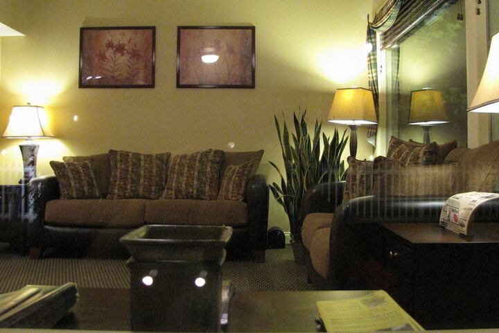 Mt Madison Inn & Suites