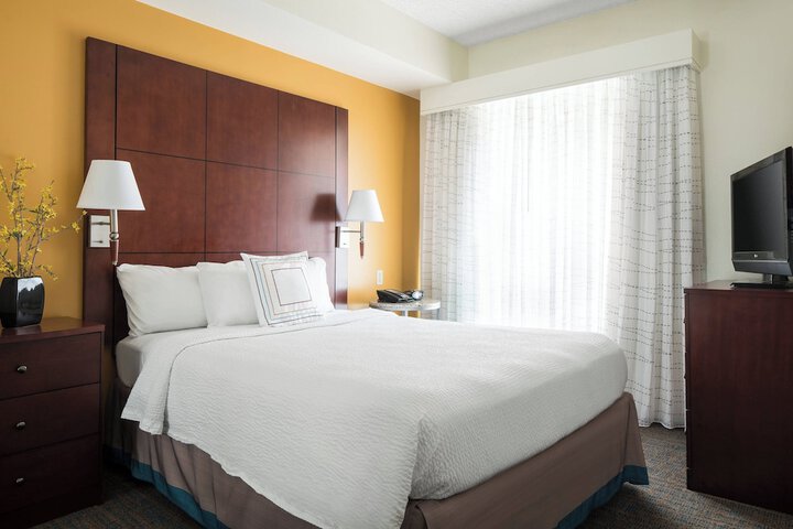 Room 32 of 44