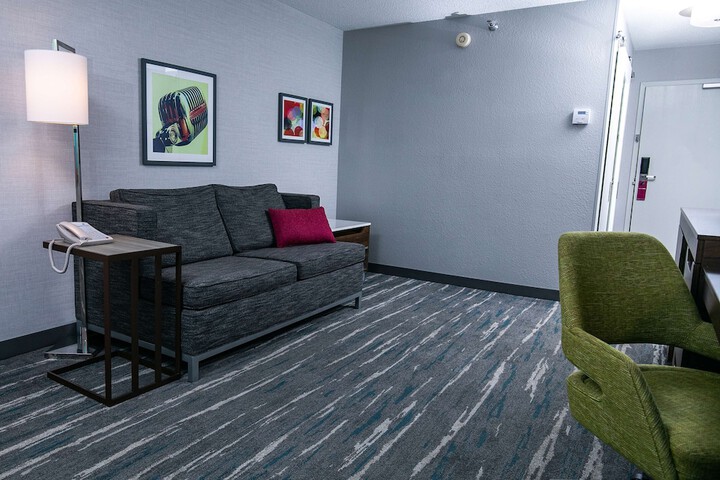 Room 11 of 41