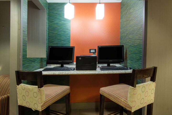 Business Center 57 of 57