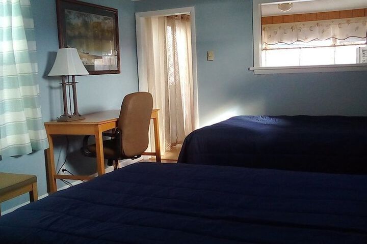 Room 54 of 68
