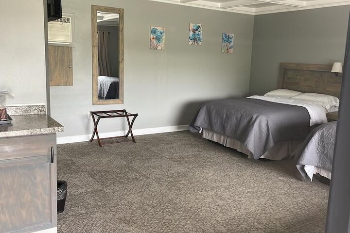 Room 37 of 82