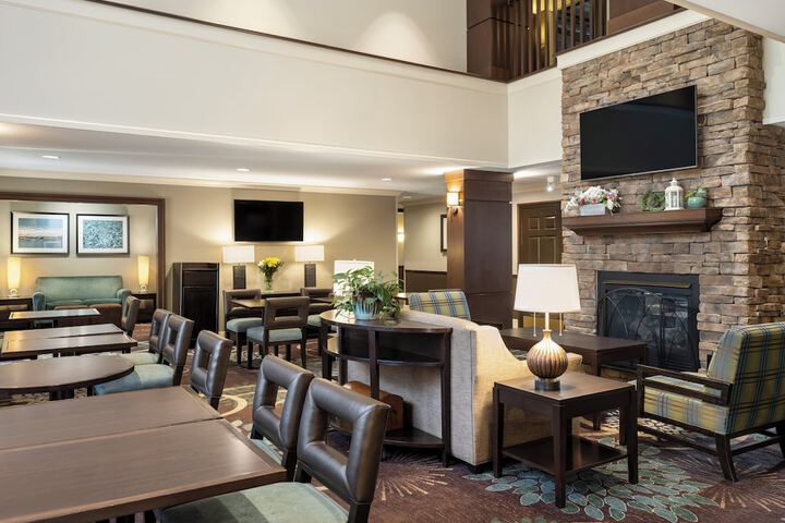 Staybridge Suites Indianapolis-Airport by IHG