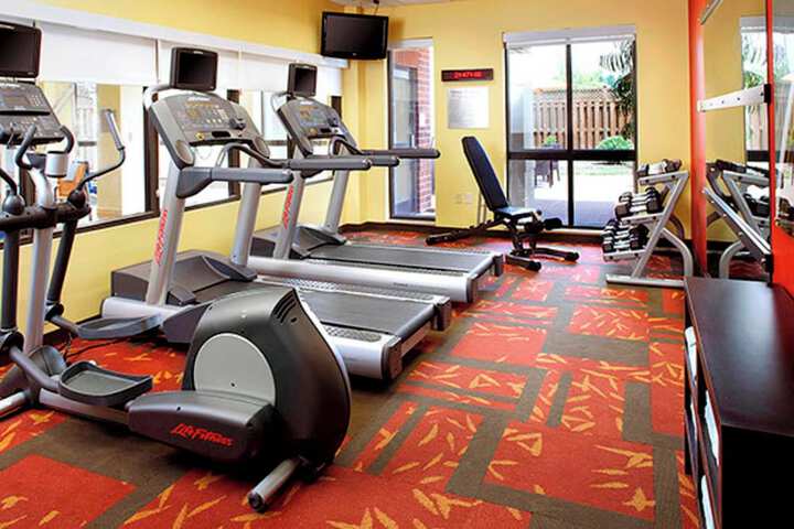Courtyard by Marriott Akron Stow