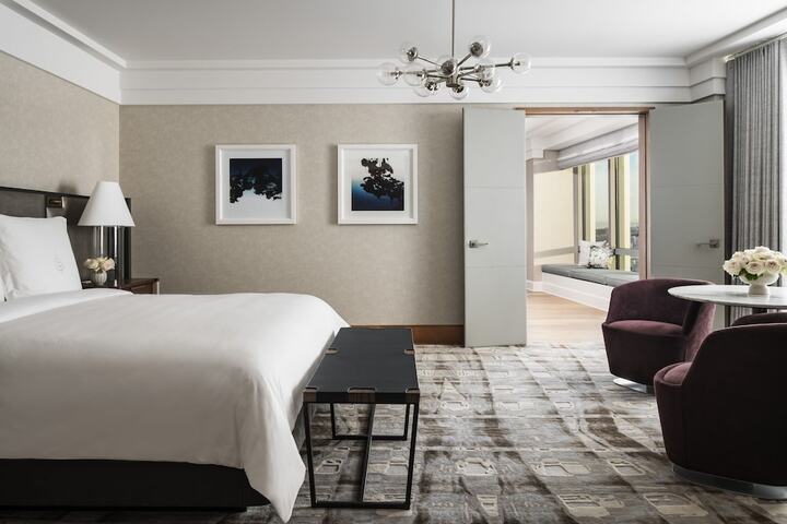 Room 30 of 59