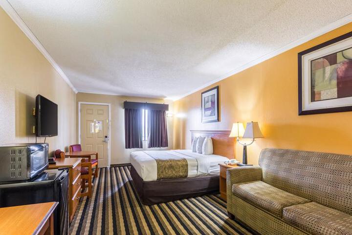 Rodeway Inn