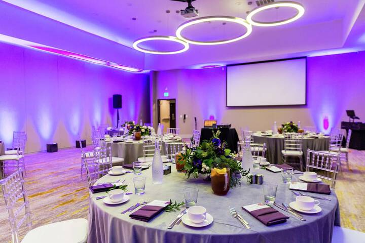 DoubleTree by Hilton Pomona