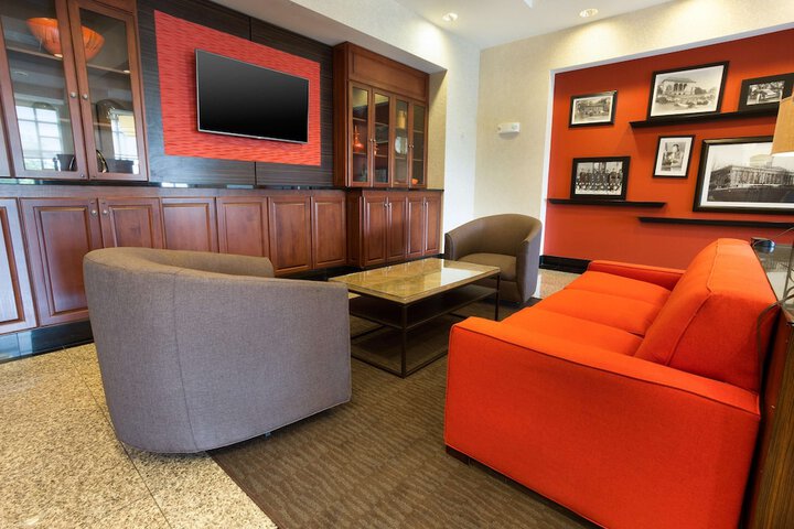 Hotel Interior 5 of 43