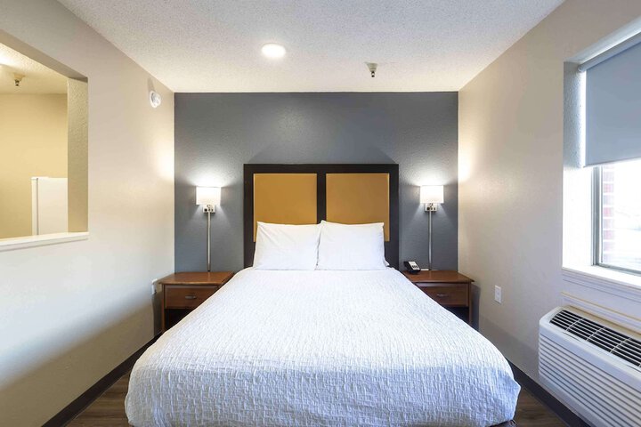 Room 22 of 32