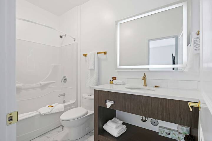 Crown Columbia Hotel BW Premier Collection