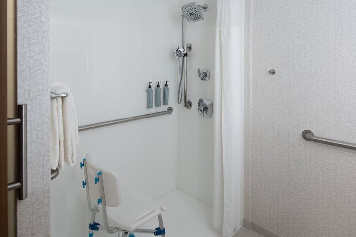 Courtyard Miami in Coral Gables by Marriott