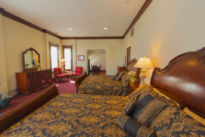 Room 13 of 52