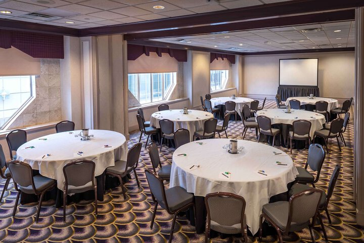 Hilton Cincinnati Netherland Plaza