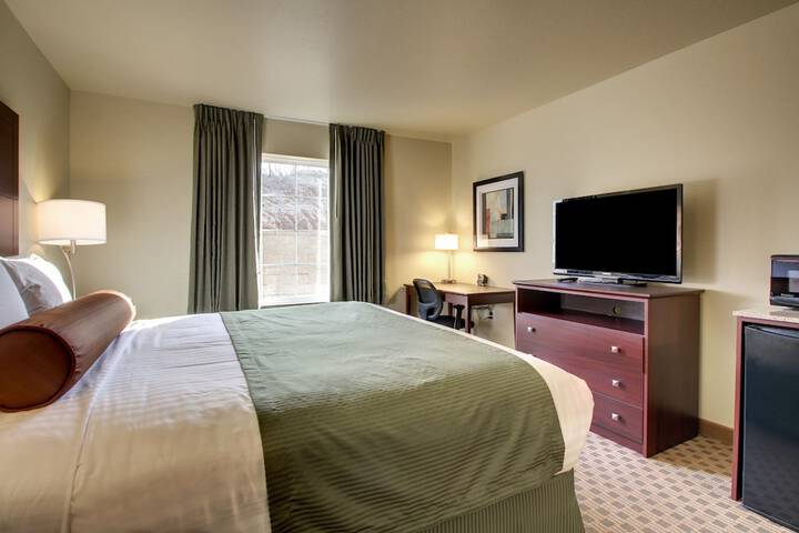 Room 27 of 43