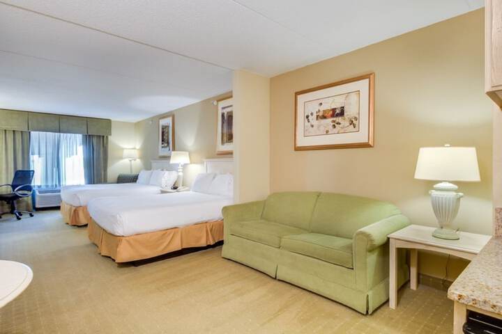 Room 21 of 48
