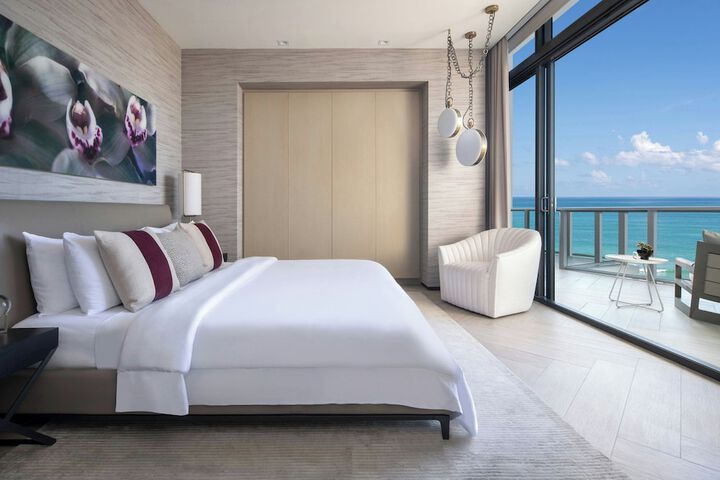 W South Beach