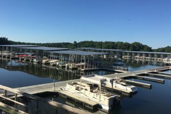 Buzzard Rock Resort & Marina