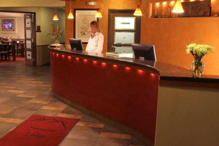 Best Western Snowcap Lodge