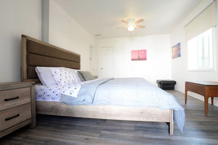 Room 15 of 26