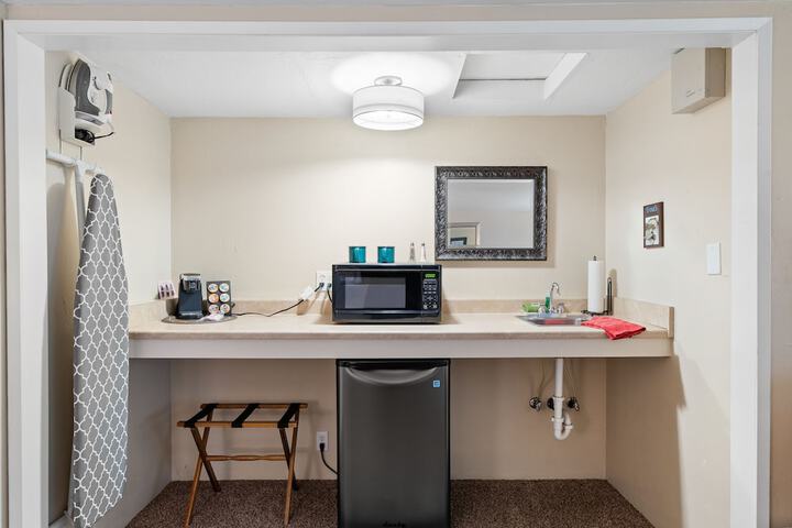 Room 43 of 118