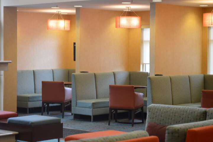 Hotel Interior 10 of 31