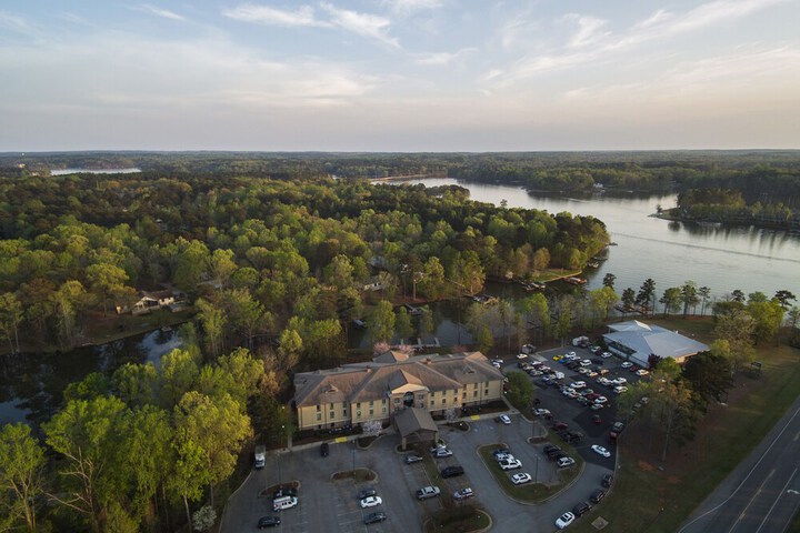 The Lodge on Lake Oconee