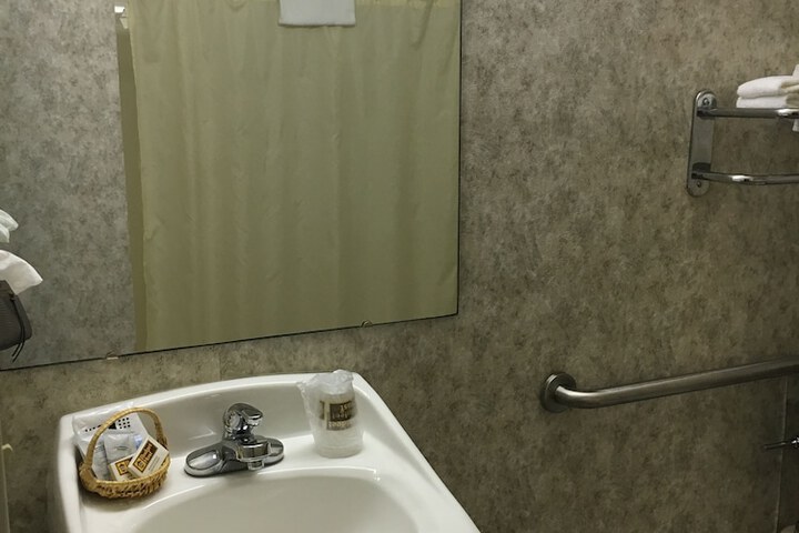 Room 19 of 25