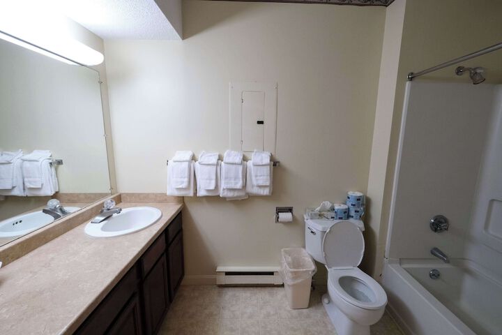Room 68 of 131