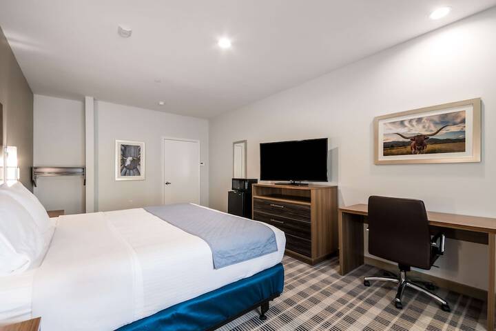 Room 27 of 39