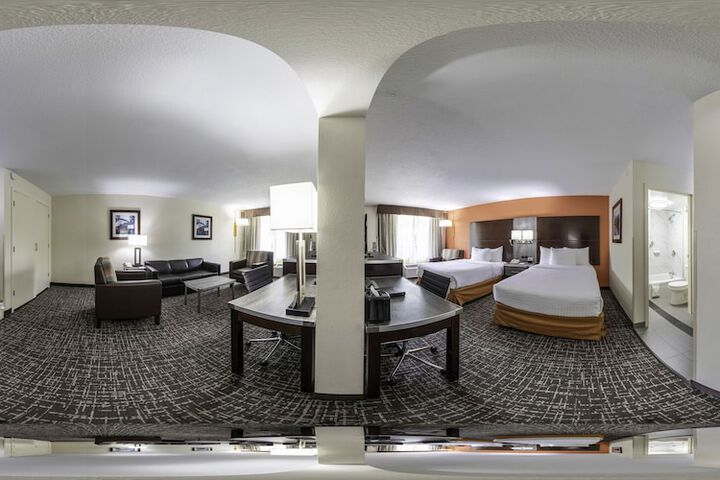 Room 15 of 23