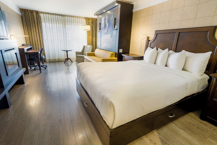 Room 32 of 109