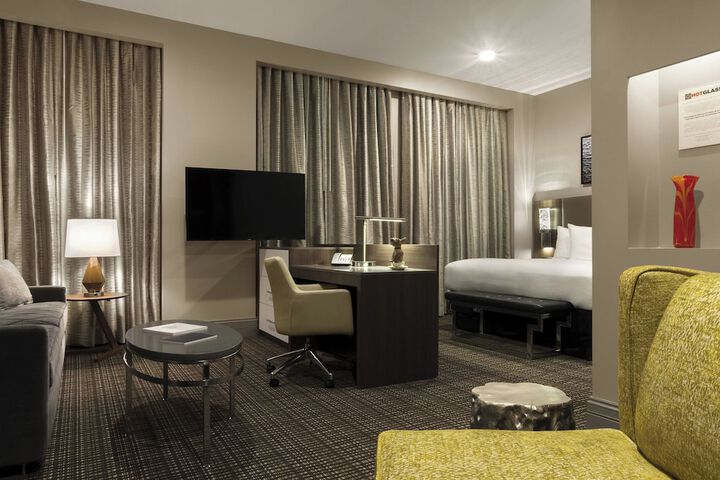 Room 22 of 50