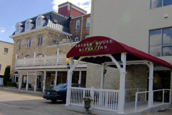 Archer House River Inn