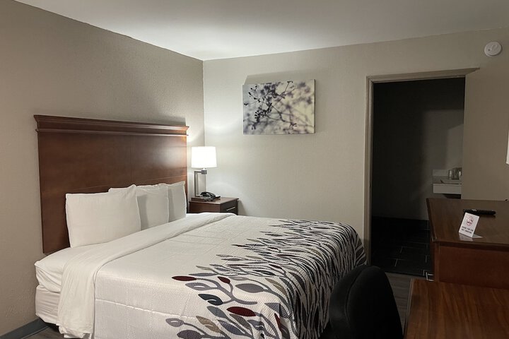 Room 18 of 30
