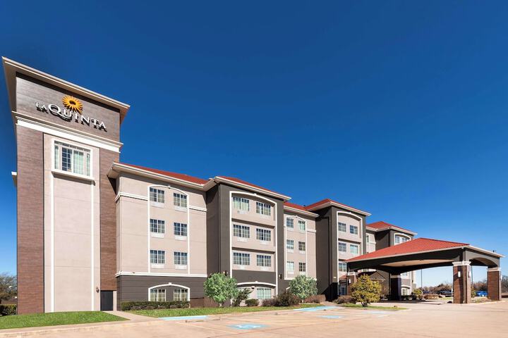 Hotel 2 of 43