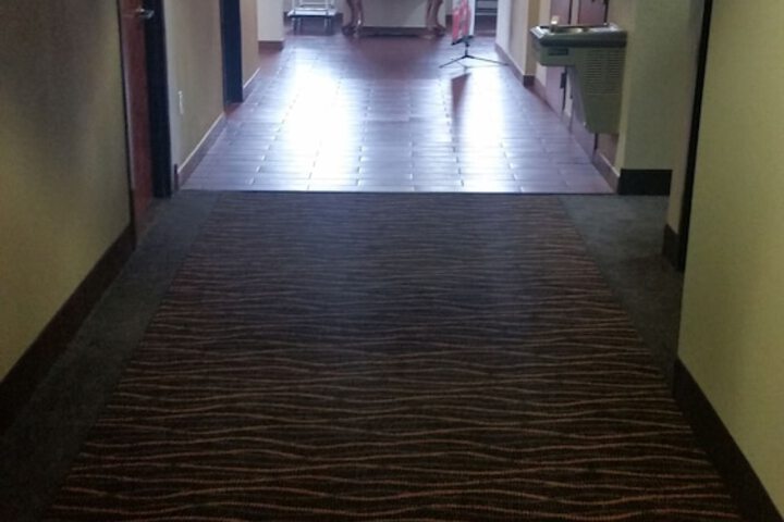 Ballroom/Hall 32 of 35