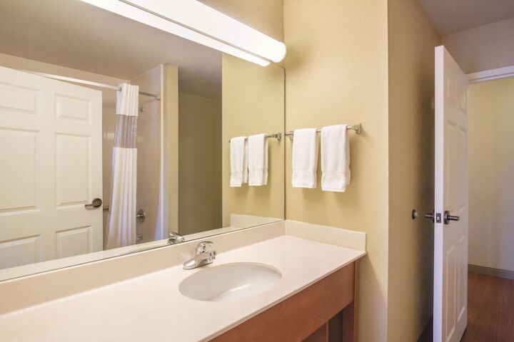 Room 20 of 39