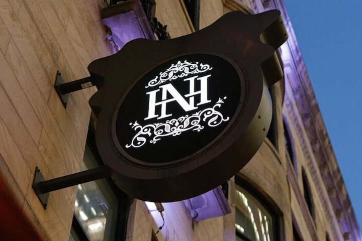 Hotel 4 of 75