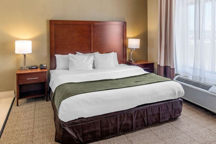 Room 21 of 34