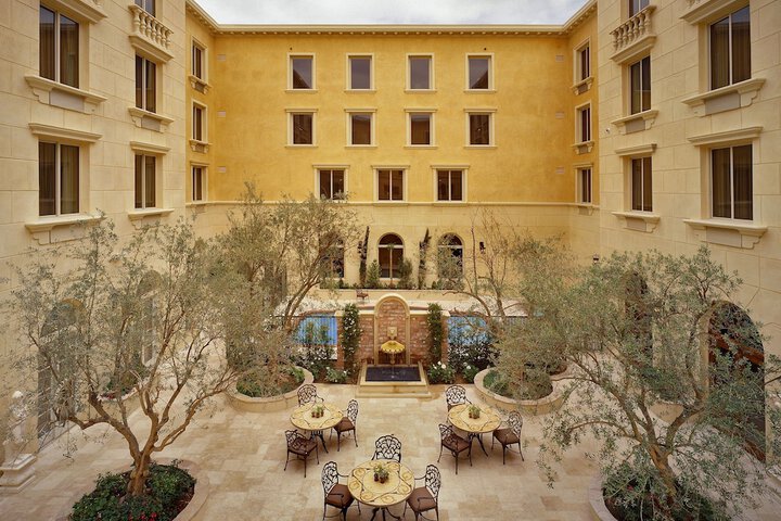Hotel Exterior 44 of 47