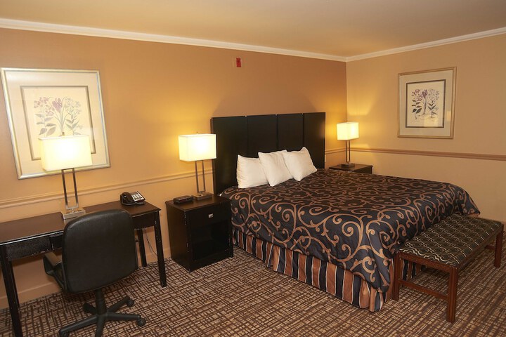 Room 47 of 60