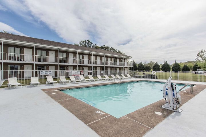 Pool 3 of 42