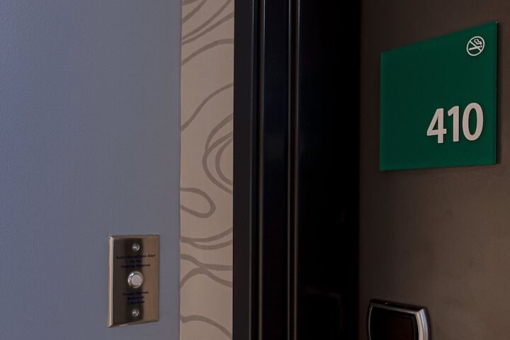 Room 42 of 89