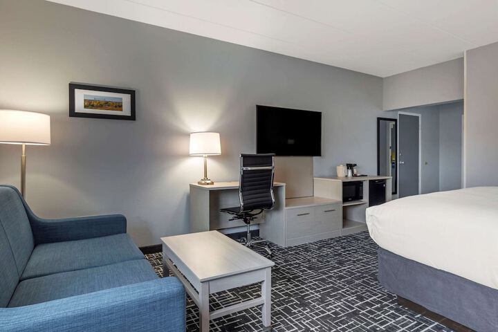 Room 17 of 58